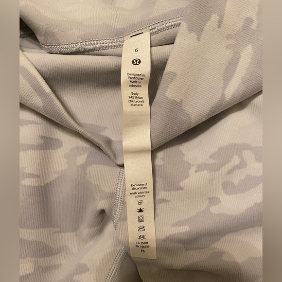 Lululemon WUNDER UNDER HIGH-RISE RIBBED FABRIC CROP 23" *LUXTREME - Picture 5 of 6